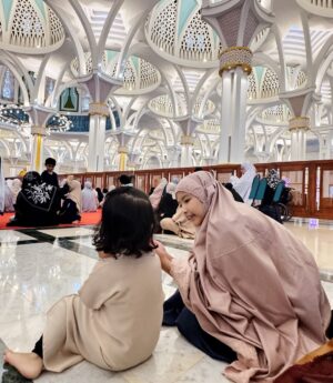 Wany Hasrita Instagram - Salam Aidiladha dari Kuching, Sarawak. š¤
.