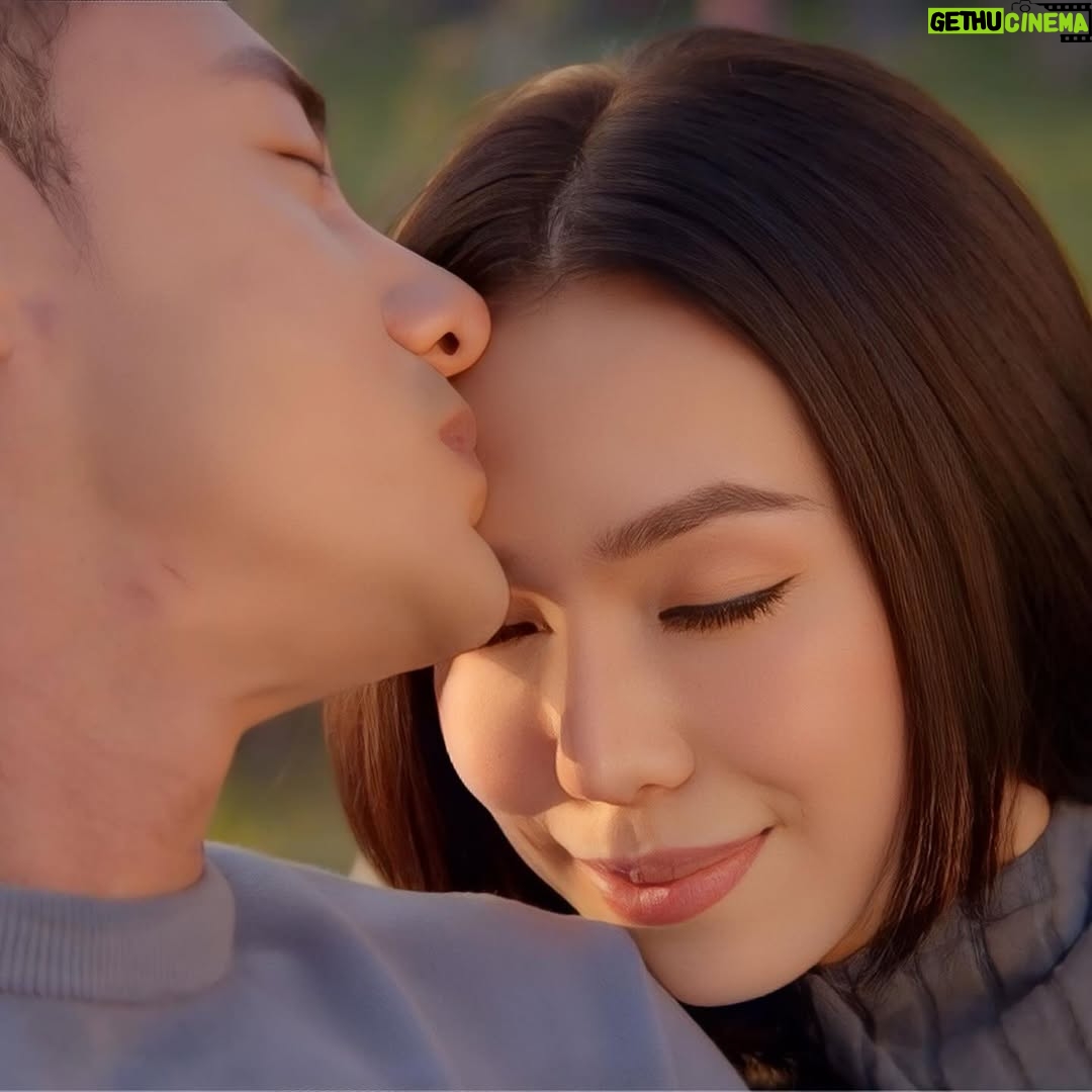 Warso Moe Oo - 867 Likes - “သူငယ်ချင်းမိထွေး”ဇာတ်လမ်းတွဲလေးက ချစ်ပရိတ်သတ်တွေကိုနှုတ်ဆက်ရပြီပေါ့နော် 😔
ဒီဇာတ်လမ်းတွဲလေးမှာ ဝါဆိုက မေပယ်လ်ဆိုတဲ့ ကာရိုက်တာအပေါ်အကောင်းဆုံးသရုပ်ဆောင်ထားပါတယ် မေပယ်လ်လေးကိုချစ်ပေးကြတဲ့အတွက်ရော ဇာတ်ကားလေးကိုအရမ်းကြိုက်အားပေးကြတဲ့ ပရိတ်သတ်ကြီးများအားလုံးကိုကျေးဇူးအများကြီးတင်ပါတယ်နော် 🙏🏻
ရှေ့ဆက်ပြီး အကောင်းဆုံးလဲကြိုးစားသွားပါ့မယ်နော် အားလုံးကိုချစ်တယ်နော်❤️❤️❤️

Thank u all 😘❤️
