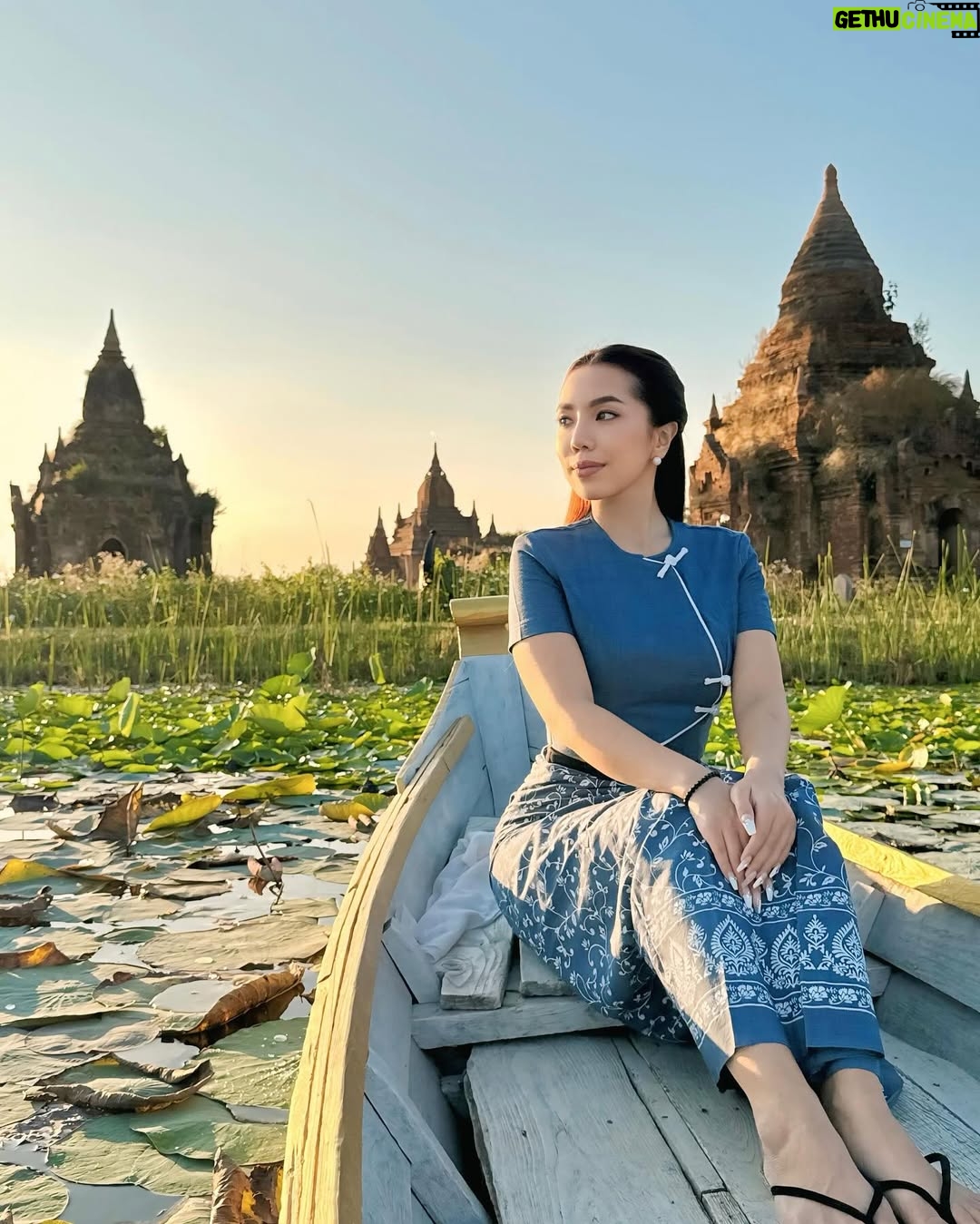 Warso Moe Oo - 875 Likes - ရှင်သန်ရာအချိန်လေးတော့ မင်းရဲ့အနားနေချင်လို့ပါ အတူတူဆို အိမ်မက်တိုင်းဟာ တို့ရဲ့ကမ္ဘာ💙