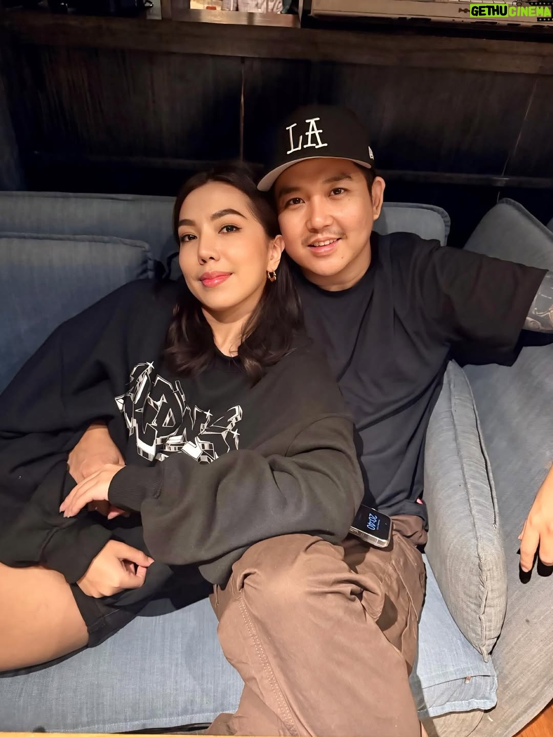 Warso Moe Oo - 538 Likes - ဘာသောက်ရင်ကောင်းမလဲ ???🤨
