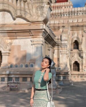 Warso Moe Oo Instagram - မေပယ်လ်လေး ပုဂံခဏရောက်နေတယ်နော် 💚

ဒီည၇နာရီ အပိုင်း-၆လာမယ်နော် 👏🏻👏🏻👏🏻

#သူငယ်ချင်းမိထွေး