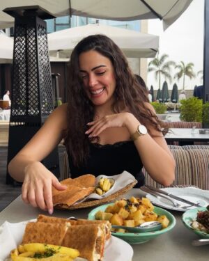 Weaam Magdy Instagram - Sun will rise and we’ll try again☀️✨