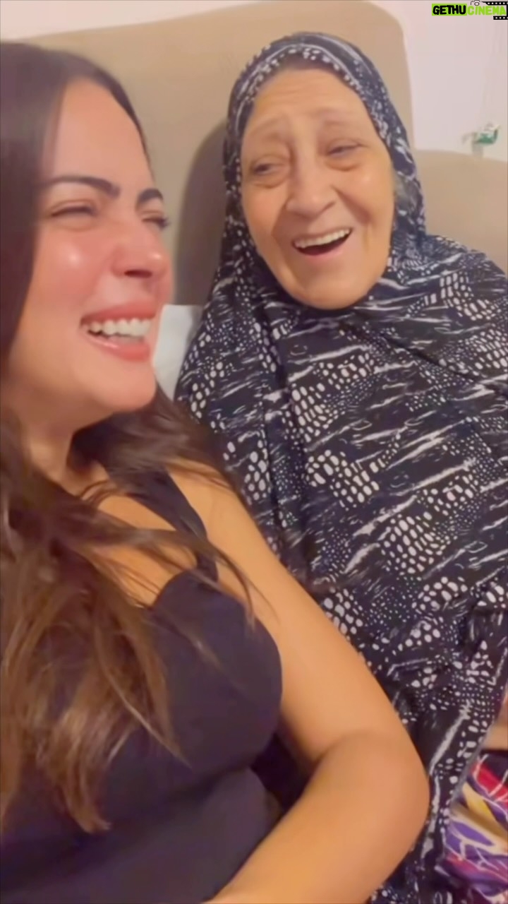 Weaam Magdy - 27K Likes - ⁨	⁨	كل اللى انا فيه كان سببه انتى، انتى سبب كل حلو و رزق و ضحك ✨
ربنا يرحمك يا حلوه🤲
30 days in heaven teta😘♥️⁩⁩