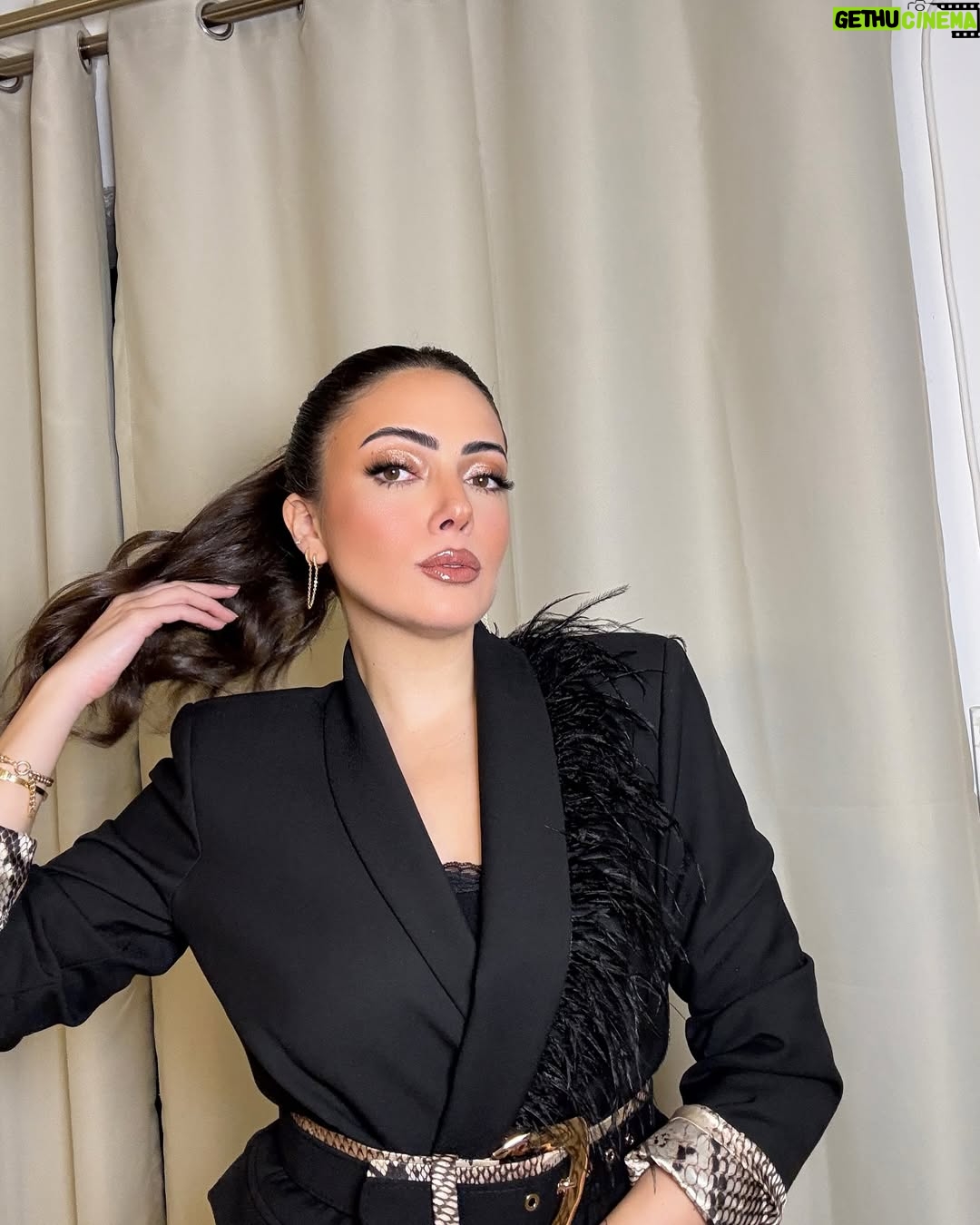 Weaam Magdy - 29.1K Likes - About last Night♥️✨
Makeup @habiba_azkoul11 
Hair @fady_adel_hair_stylist 
Balzer dress @lablancaegypt 
Styled by @styledbymasha