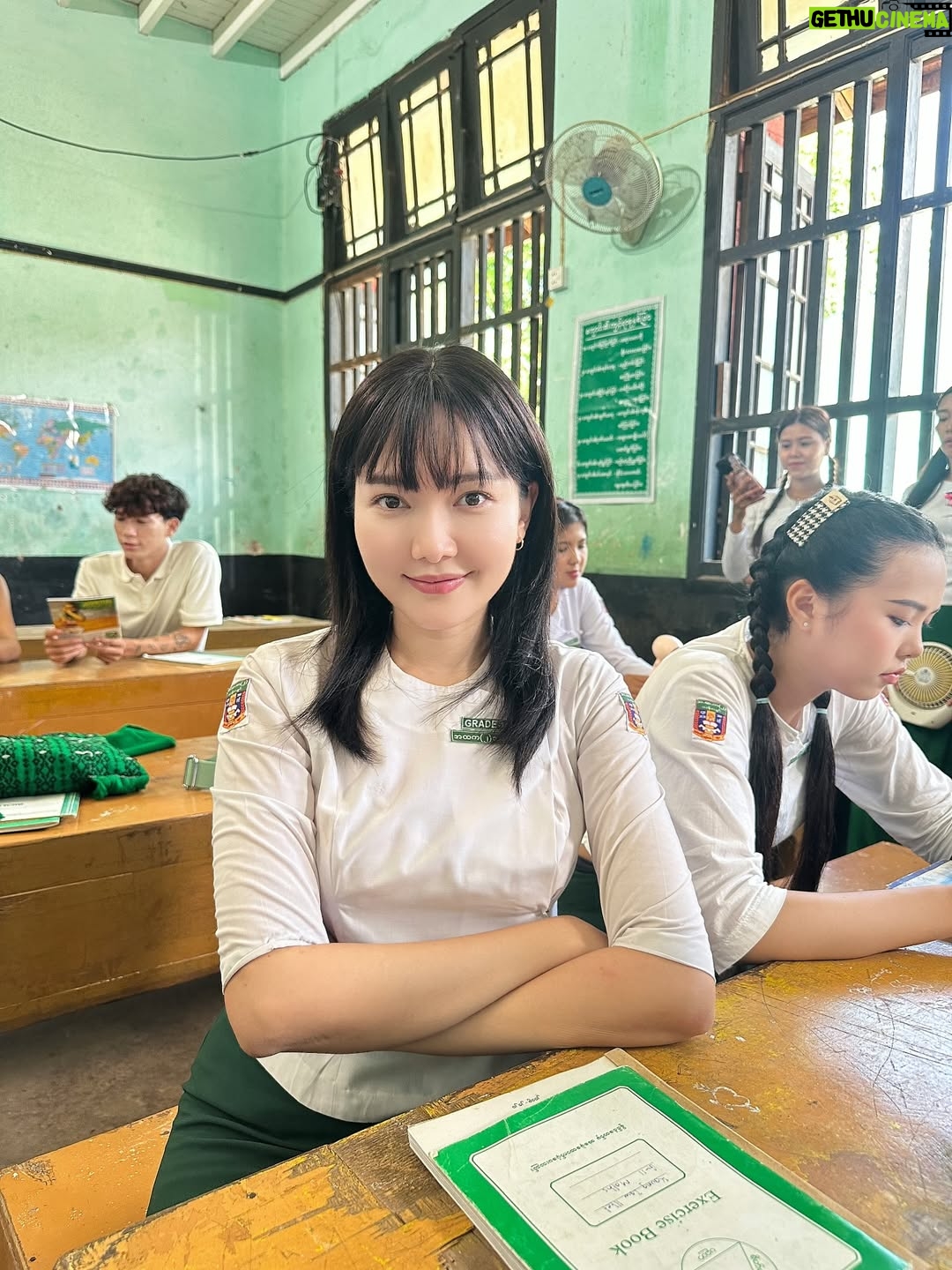 Wint Yamone Naing - 524 Likes - ငယ်ငယ်တုန်းကဆို ကျောင်းမှာရော အတန်းထဲမှာရော ကျုရှင်မှာပါ မစွံတဲ့အဖွဲ့ကပါ 🤪 #MoMo #wintyamonenaing