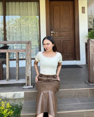 Wint Yamone Naing Instagram - မလွမ်းရဲသေးဘူးမောင်ရယ် 🫶
