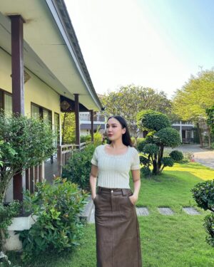 Wint Yamone Naing Instagram - မလွမ်းရဲသေးဘူးမောင်ရယ် 🫶