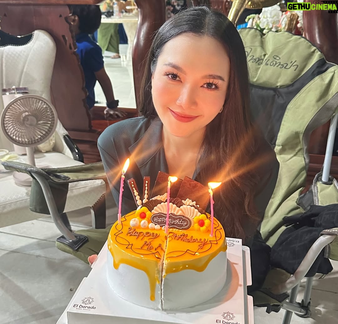 Wint Yamone Naing - 433 Likes - 🎂 မွေးနေ့က 1st August ပါ တင်တာကတော့ ဒီနေ့မှပါ 😬

ချစ်ခြင်းမေတ္တာတွေအတွက် အားလုံးကိုတကယ်ကျေးဇူးတင်ပါတယ်🥰