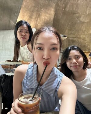 Wint Yamone Naing Instagram - Because .. 🦋