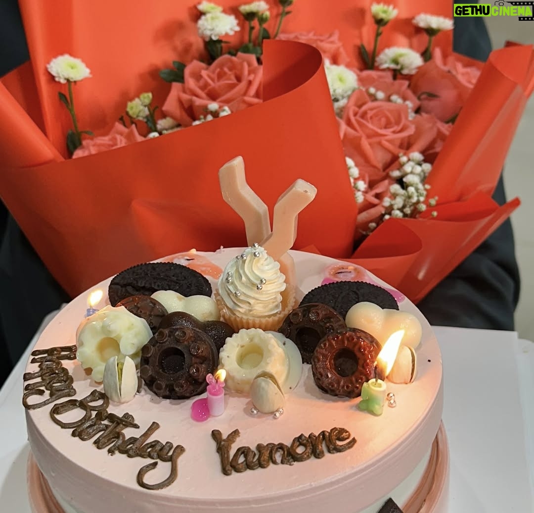 Wint Yamone Naing - 433 Likes - 🎂 မွေးနေ့က 1st August ပါ တင်တာကတော့ ဒီနေ့မှပါ 😬

ချစ်ခြင်းမေတ္တာတွေအတွက် အားလုံးကိုတကယ်ကျေးဇူးတင်ပါတယ်🥰
