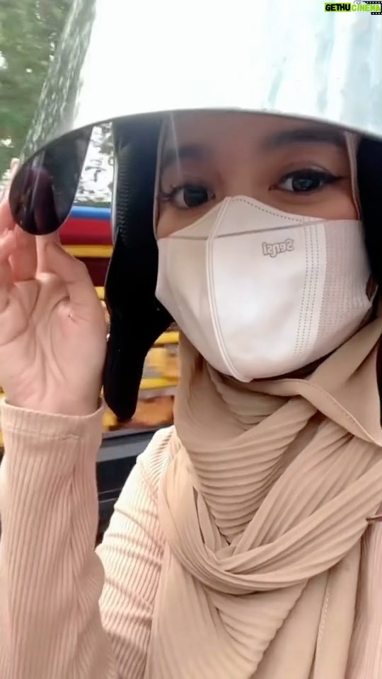 Wirda Mansur - 97.4K Likes - Seberapa gabut kamu? 😂
Kalo ini dijadiin hadiah setuju gaaak?