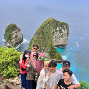 Wirda Mansur Instagram - 29 🤍
Will always be my favorite number.
Terima kasih atas ucapan & doa dari teman teman semua, bener bener banjir keberkahan nih 😍
Love you all.