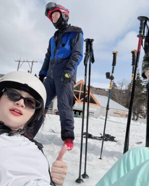 Wutt Hmone Shwe Yi Instagram - Hokkaido recap ❄️⛷️🎿🇯🇵☃️
#wutthmoneshweyi
#hokkaidosgram