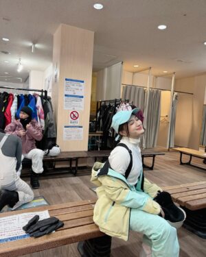 Wutt Hmone Shwe Yi Instagram - Hokkaido recap ❄️⛷️🎿🇯🇵☃️
#wutthmoneshweyi
#hokkaidosgram