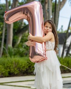 Actress Ximena Duque HD Photos and Wallpapers February 2025