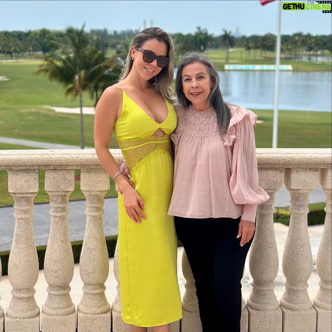Ximena Duque - 144.5K Likes - Ser madre es la bendición mas grande que Dios me ha dado…
Hoy y todos los dias agradezco por esta bendición y por la fortuna de disfrutar de mi madre cada dia. 
Gracias mi amor @jayadkins3 por hacer de este dia uno tan especial. 
Hijos @carabiascristan @lunaadkins3 @skyeadkins_3 LOS AMO CON MI VIDA ❤️ gracias por hacerme la mamá mas feliz del mundo!!! 

Este año escogimos el hotel @trumpdoral para pasar el fin de semana del dia de la madre y la experiencia ha sido maravillosa de principio a fin!!! 

#mothersday #love #family #momandson #momanddaughter  #son #daughters #husbandandwife #trumpdoral #miami #golf