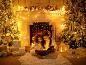 Ximena Duque Instagram - La Navidad es mucho más que luces, regalos o decoraciones. Es un momento para valorar lo más importante: la unión familiar, el amor y los lazos que nos mantienen juntos. Para mí, no hay mayor bendición que compartir estos días con mi familia, rodeada de amor y enseñándole a mis hijos que lo más valioso en la vida son esos momentos que creamos juntos, las risas, los abrazos y el ejemplo de un amor incondicional.

En estas fechas, mi corazón está lleno de gratitud, y quiero desearles a todos ustedes, que me acompañan día a día, una Navidad maravillosa. Que sus hogares se llenen de amor, alegría y paz, y que el 2025 les traiga todo lo bonito que sus corazones anhelan. Abracen a sus seres queridos, valoren cada momento y sigan construyendo recuerdos que duren para siempre.

¡Feliz Navidad para ustedes y sus familias! 

#feliznavidad #merrychristmas #2024 #family #love #momanddaughter #sisters #husbandandwife 

Gracias @maymartinezphotography por estas fotos tan hermosas ❤️❤️❤️