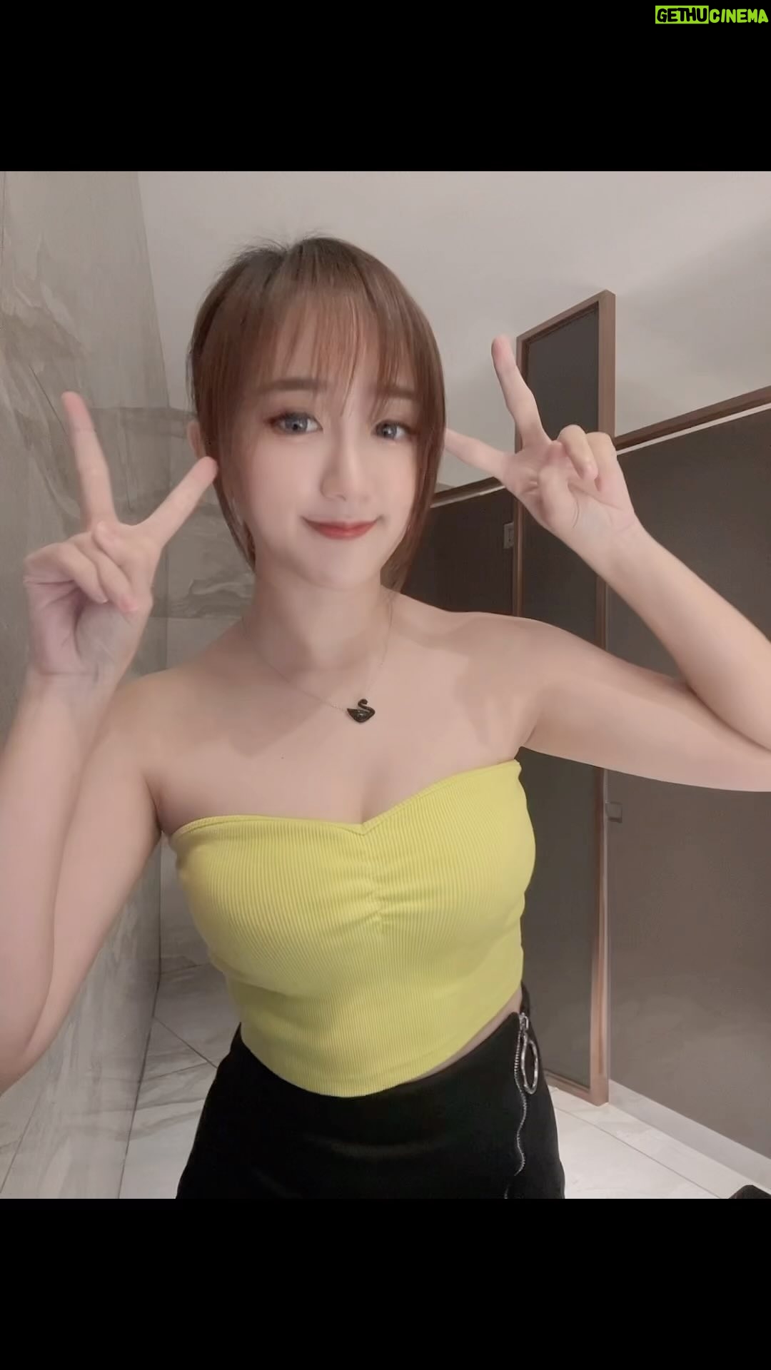 Yang Bao Bei - 10.2K Likes - 找亮點 🤩🤩
