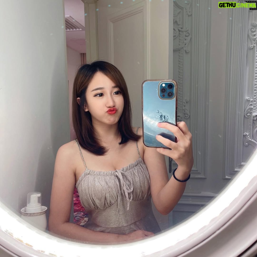 Yang Bao Bei - 9.1K Likes - 頭髮長了
