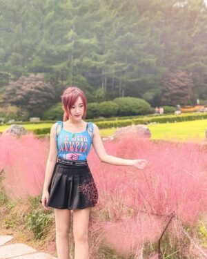 Yang Bao Bei Instagram - 真的太夸张了!真不敢相信这竟然是用我的手机所拍的照片 🥰
谢谢 @agnesmaa 帮我用人像拍的
还有谢谢 @_chrishoo 帮我精修(我觉得他可以开班教学了)🥰 #SevenVaultxKTO
#aroundtheworldwithsevenvault
@sevenvault
@kto_malaysia