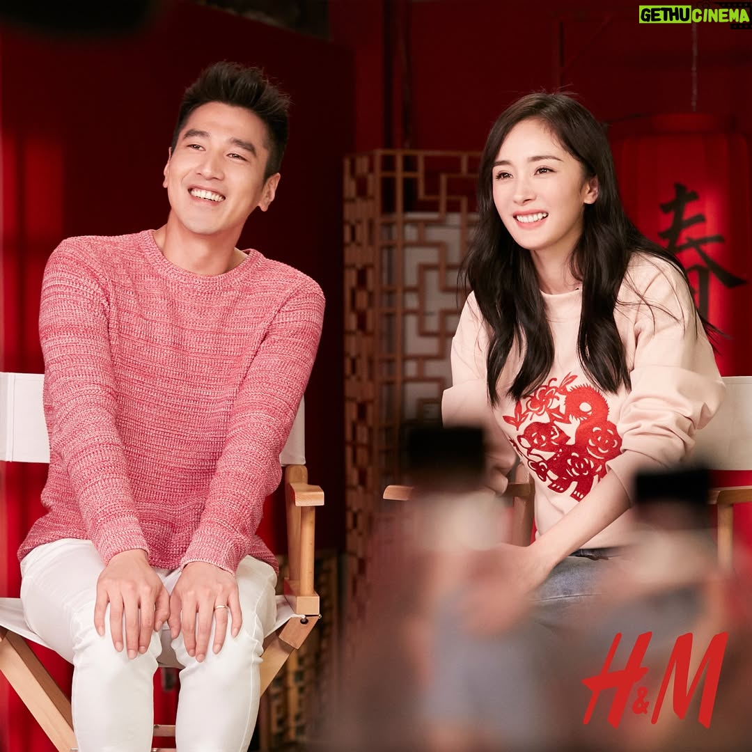 Yang Mi - 96.1K Likes - ❤新衣服～就要新年了，心情和衣服一样美❤❤#HM2018CNY #HM在一起 @hm