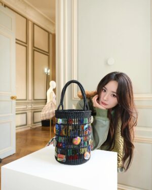 Yang Mi Instagram - 👋🗼@Loewe #loewefw25