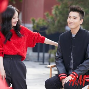 Yang Mi Instagram - ❤新衣服～就要新年了，心情和衣服一样美❤❤#HM2018CNY #HM在一起 @hm