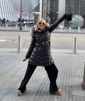 Yanina Latorre Instagram - Lo q me quedo de New York! Nos dio todooooo, mucho frio, nieve, comidita rica, y compartir con amigos del alma!
Los quiero @lolita1823 @gabi1923 ❤️
Y siempre siempre con mi churri @dflatorre 💫