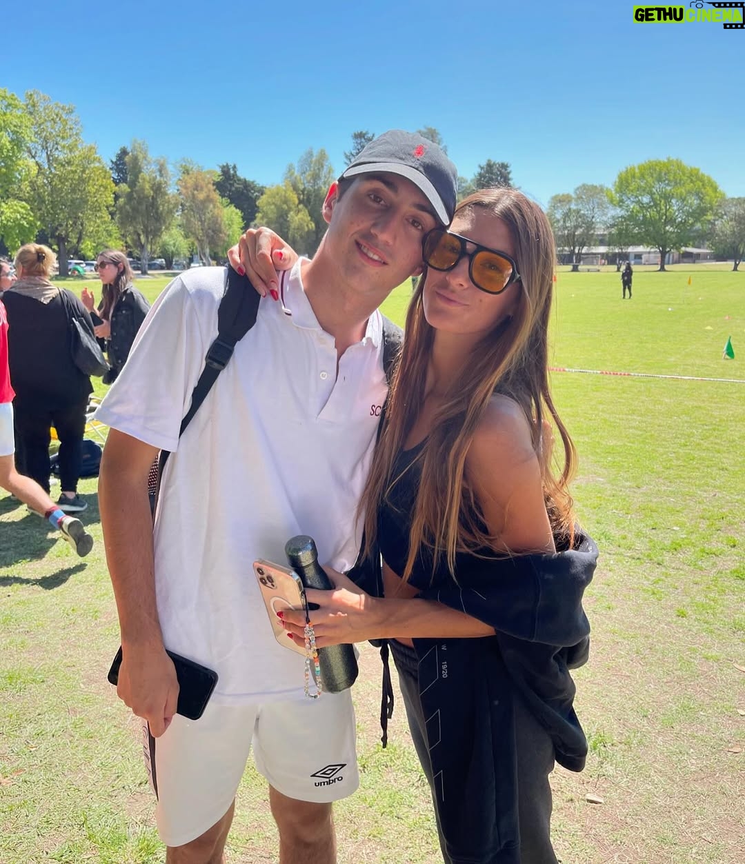 Yanina Latorre - 132.7K Likes - Mi chiquita grande! Ya 24 años! En q momento pasaron…me emociona verte, me emociona ser tu mama! Sos mucho mas de lo q soñe! Seguis siendo esa nena hermosa, siempre contenta, sonriente…y a su vez te convertirte en una gran mujer…responsable, estudiosa, trabajadora, pero por sobre todas las cosas una de las personas mas buenas q conozco. Y eso es lo mas importante! Vos siempre para adelante, q mama esta ahi atras tuyo cuidandote! Se feliz, disfruta! Te amo!
Feliz cumple @lolitalatorre ❤️