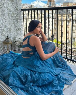 Yarissa Instagram - Este podrĆa ser fĆ”cilmente el balcón mĆ”s romĆ”ntico de Paris por eso se merece un vestido que lo complemente como este que conseguĆ en @LowDress š
Puedes rentar este apartamento escribiendo directamente a @ParisMamour.Rent ā¤ļøš«š· Es mi segunda vez hospedĆ”ndome aquĆ y aĆŗn siento que sueƱo despierta š„¹ ĀæQuiĆ©n no amarĆa un lugar como este?
#Paris #ParisTravel #EiffelTower #Airbnb #Apartment #ParisAirBnb