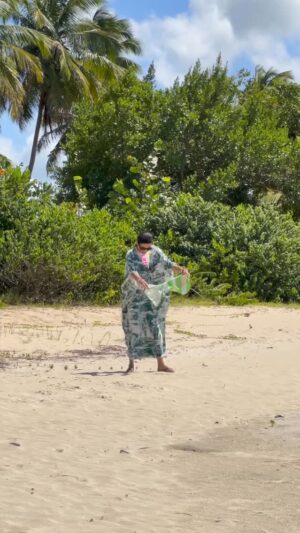 Yarissa Instagram - Una vidente tuvo una revelación: vamos a encontrar bolsas con dinero en la playa 💰🇩🇴 SEÑOR MUÉSTRAME EL CAMINO