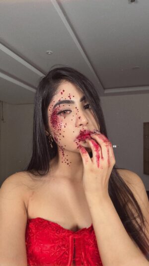 Yashi Tank Instagram - Its officially spooky season 👻🎃