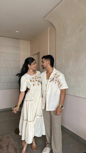 Yashi Tank Instagram - Get ready with us 🫶
Consider this a raw video 😂♥️
Outfit @suyash.fashion 🥰