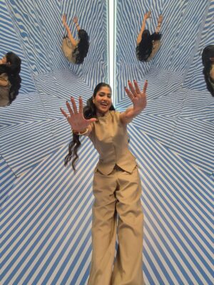 Yashi Tank Instagram - Photo dump from a day that had glam, chaos, and a whole lotta energy.
Delhi came alive at the @samsungindia Unpacked event — and so did the crowd, the creators, and the clicks
Outfit @qua.clothing
Hairstyle @ianshhairstylist
#Samsung #GalaxyZFlip7 #FlexCam #FlexWindow #ImmersiveScreen #UnfoldYourPower #ExploreGalaxy #trendingtechno