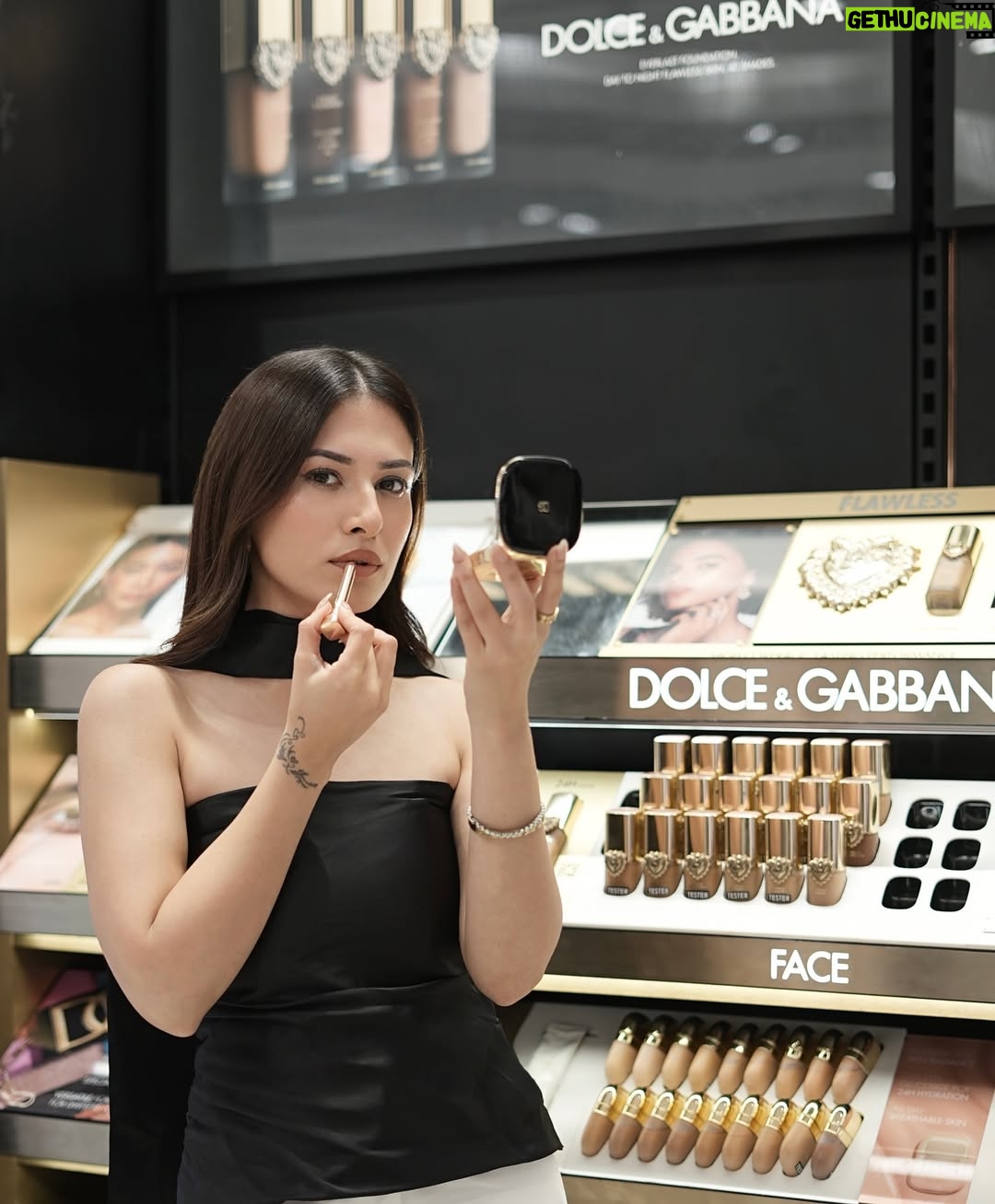 Yashika Khatri - 12.8K Likes - From Italy, With Love❤️
@dolcegabbana_beauty has landed in India.

Explore Dolce&Gabbana's exquisite makeup at @sephora_india 

#DGBeauty #DGMakeup