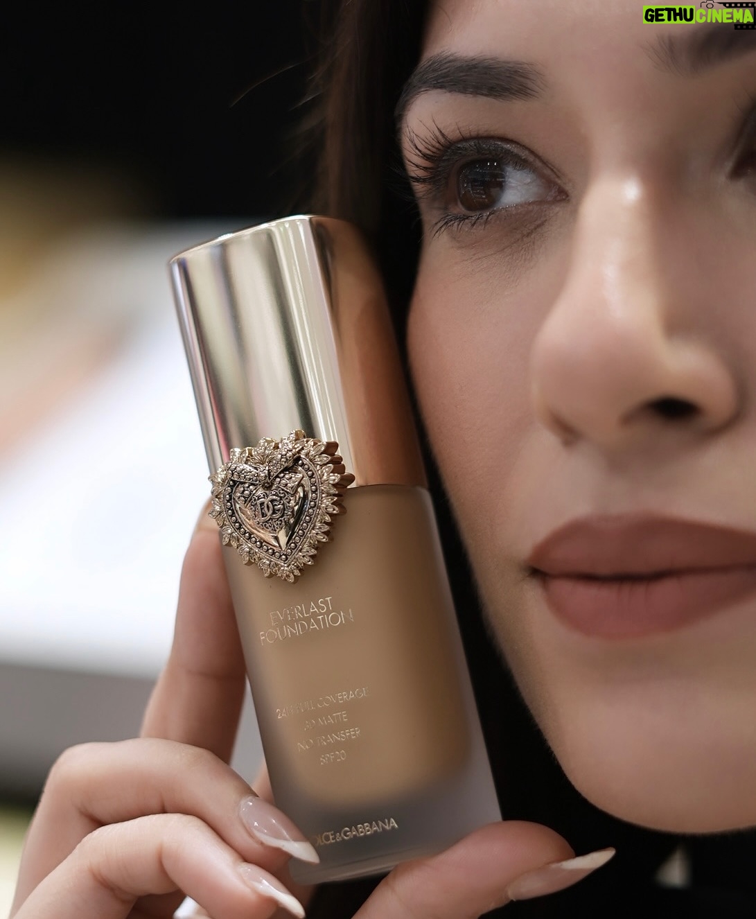 Yashika Khatri - 12.8K Likes - From Italy, With Love❤️
@dolcegabbana_beauty has landed in India.

Explore Dolce&Gabbana's exquisite makeup at @sephora_india 

#DGBeauty #DGMakeup