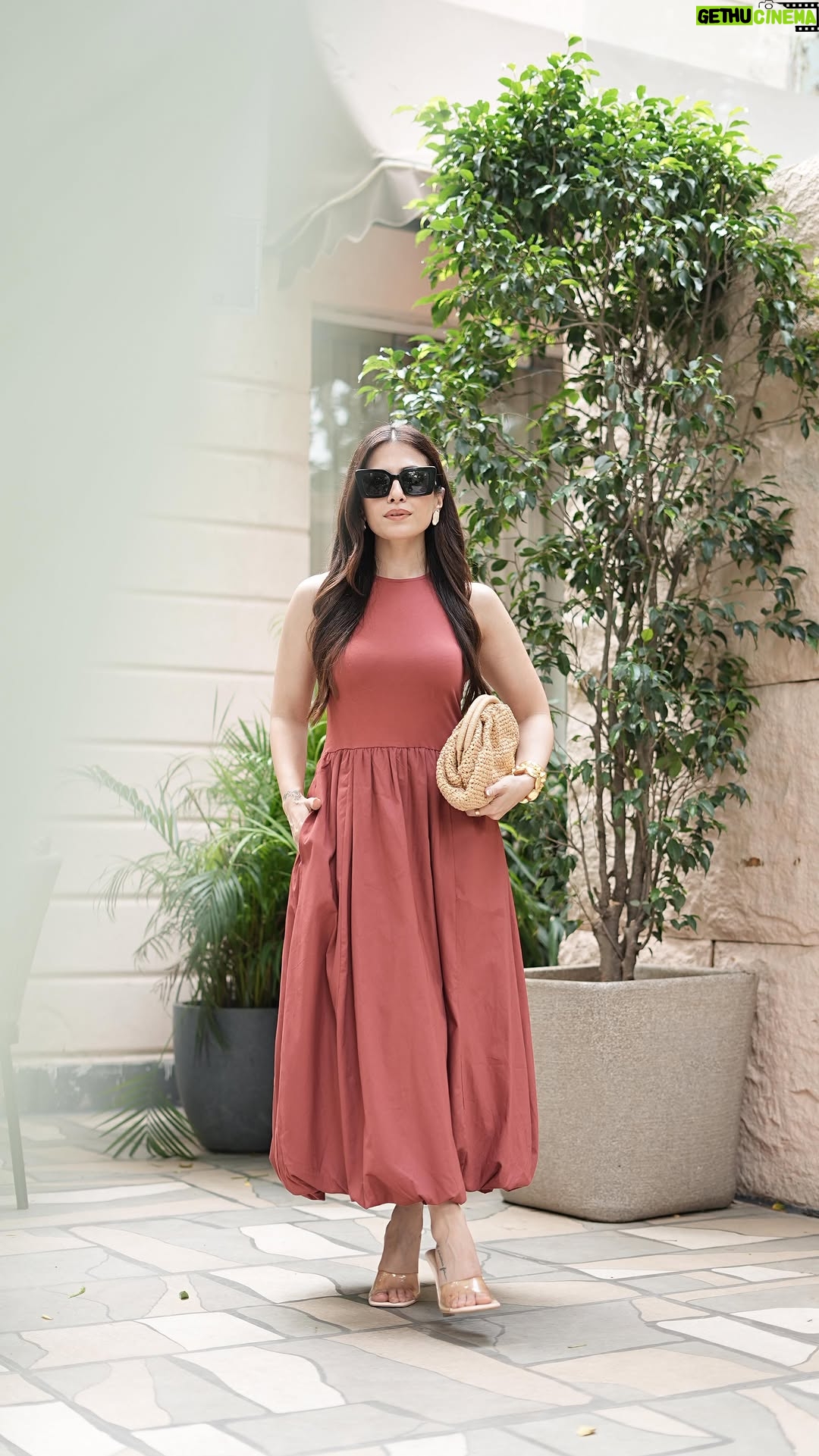 Yashika Khatri - 14K Likes - What's your NEXT mood?? The Iconic UK brand has landed in India. 
Effortless stylish and always trendy.

Shop now, only on Myntra!
@myntra @nextofficial 

#Myntra #NextOnMyntra
#NextXMyntra#NextinIndia
