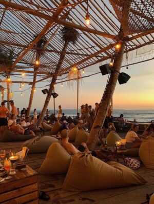 Yashika Khatri Instagram - Sunset hour✨✨
