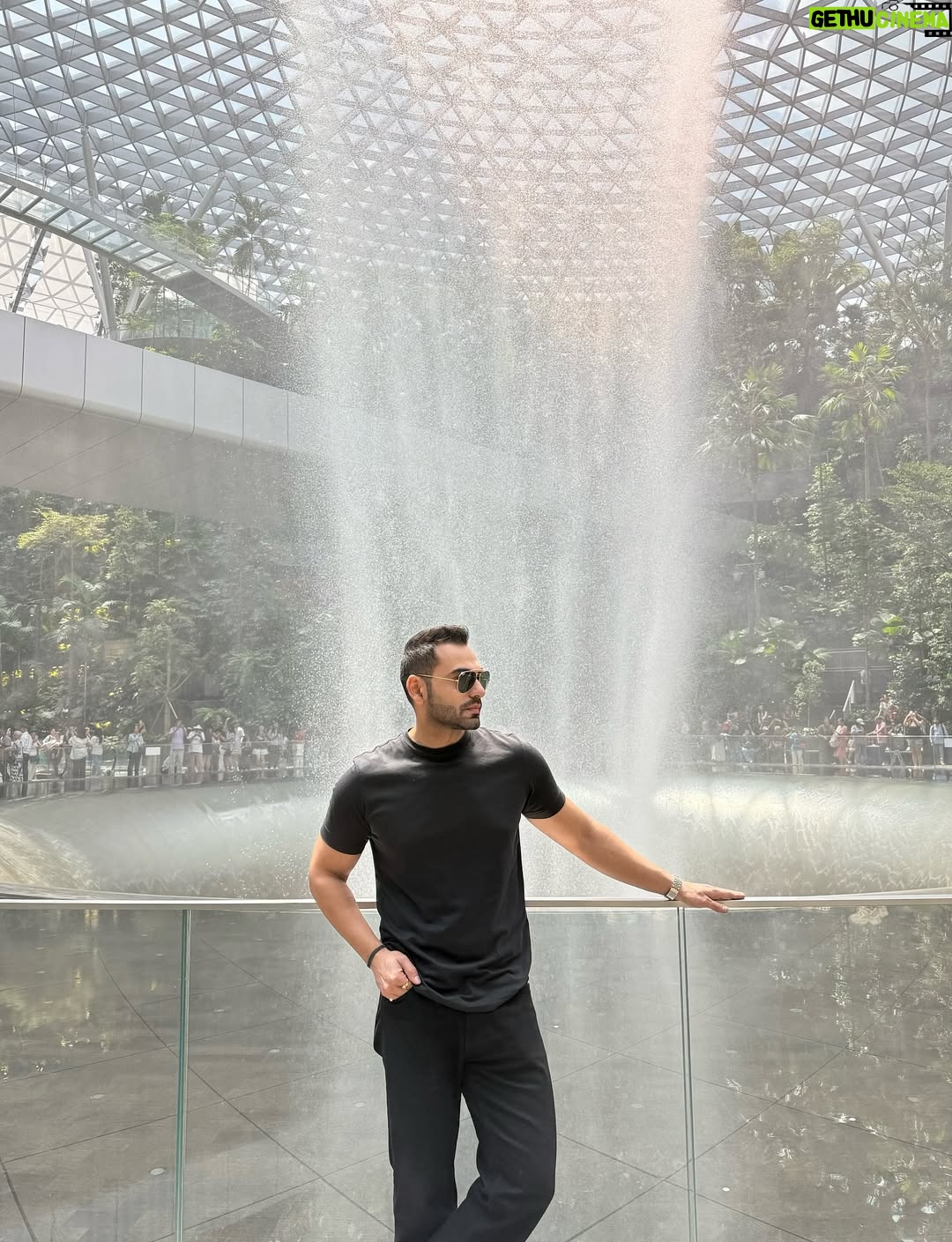 Yashika Khatri - 17.3K Likes - 24 Hours in Singapore 🤍