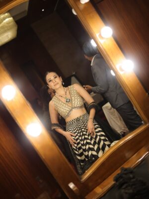Yashika Khatri Instagram - In and for @jjvalaya for the grand finale at @hyundaiindia @fdciofficial India Couture Week 2025 with a showcase that encapsulated 33 magnified years of craftsmanship, royalty and timeless design.

Swipe through to see the magical look we created, jewellery, backstage madness and the stunning showstoppers.

Jewellery Partner @archanaaggarwalofficial 
Makeup & Hair @aishshreyamua 

#jjvalaya #jjvalayacouture #fdci#icw