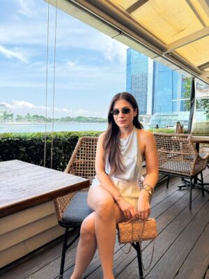 Yashika Khatri Instagram - What a lovely, sunny day in Singapore🤍