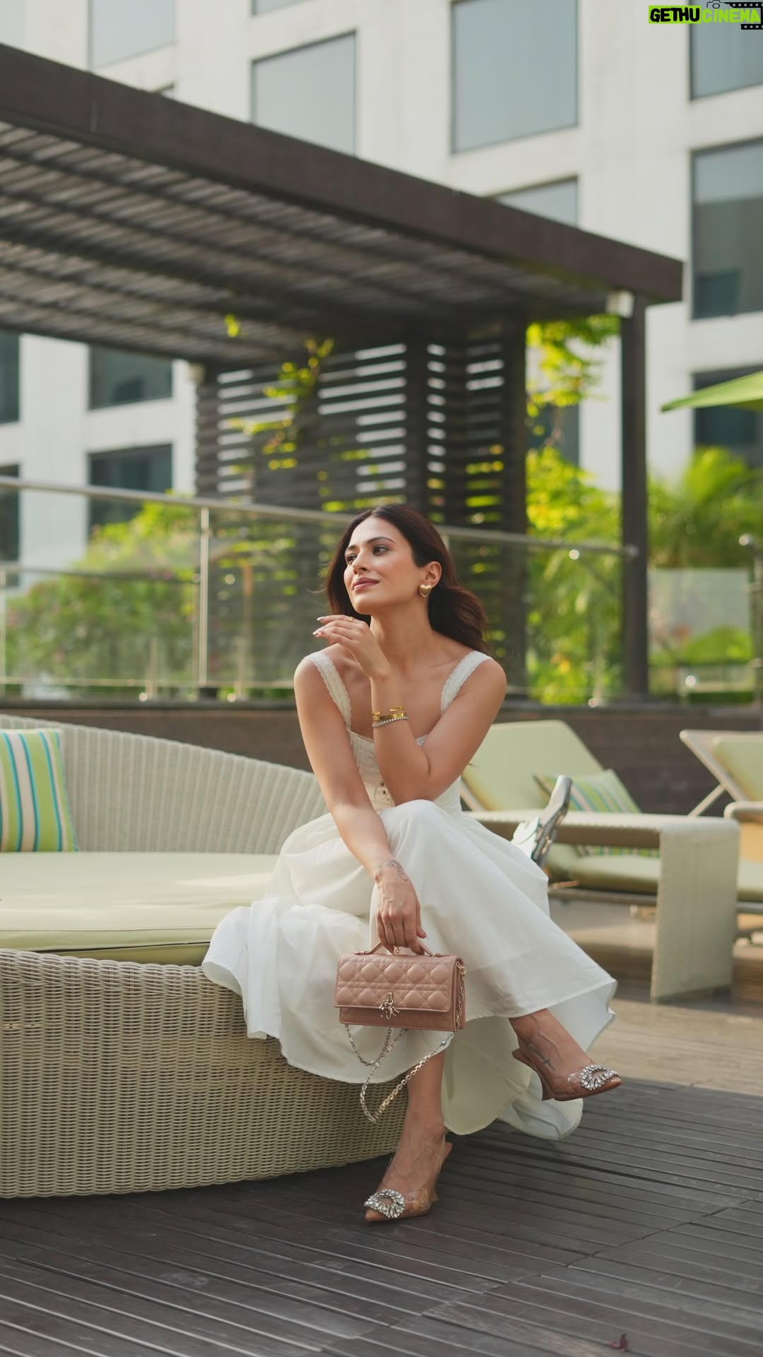 Yashika Khatri - 20.1K Likes - Sweet Summer 🌸

@houseofcb