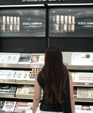 Yashika Khatri Instagram - From Italy, With Love❤️
@dolcegabbana_beauty has landed in India.

Explore Dolce&Gabbana's exquisite makeup at @sephora_india 

#DGBeauty #DGMakeup