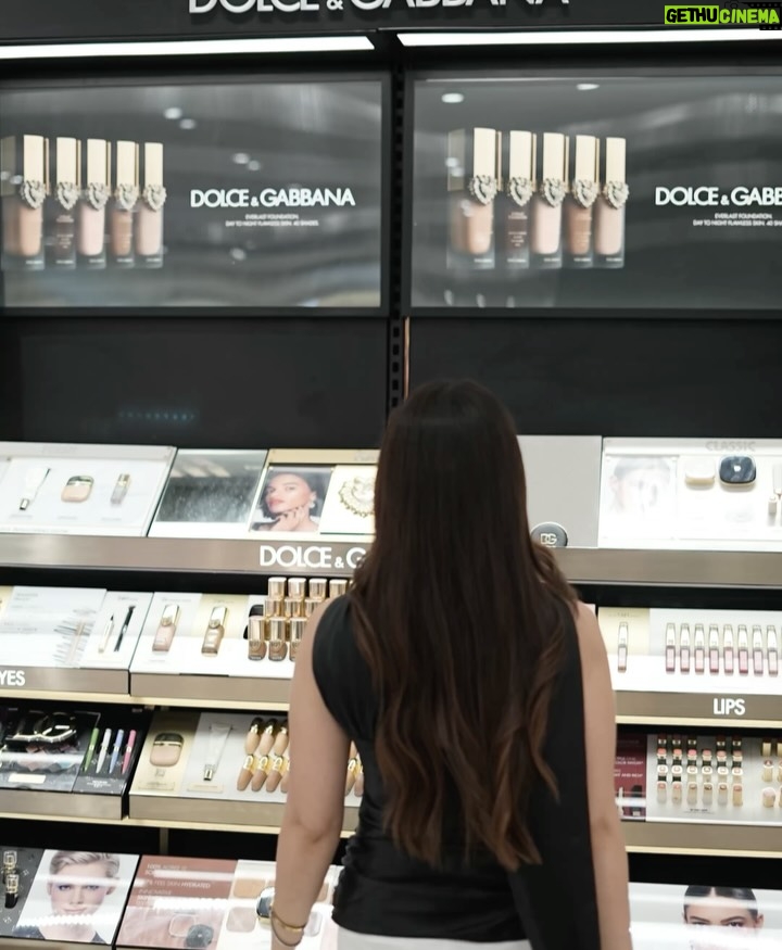 Yashika Khatri - 12.8K Likes - From Italy, With Love❤️
@dolcegabbana_beauty has landed in India.

Explore Dolce&Gabbana's exquisite makeup at @sephora_india 

#DGBeauty #DGMakeup