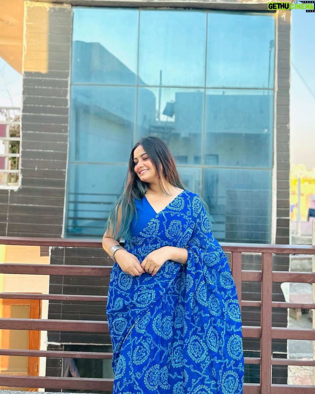 Yashika Sharma - 20.9K Likes - 🧿 #yashuh #post #feed #instagram #réel #discovery #pose #photos #saree