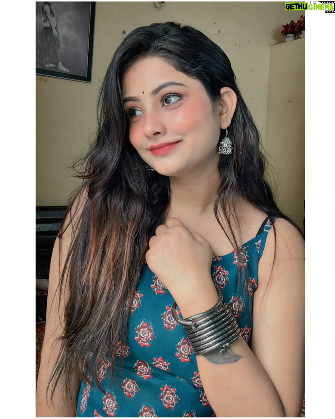 Yashika Sharma - 41.5K Likes - 399/ only short kurti 
Fabric-pure cotton
Guys you want to buy please DM me- @sanskariclothes_001 
All size Available 
#shortkurtistyle #yashuh