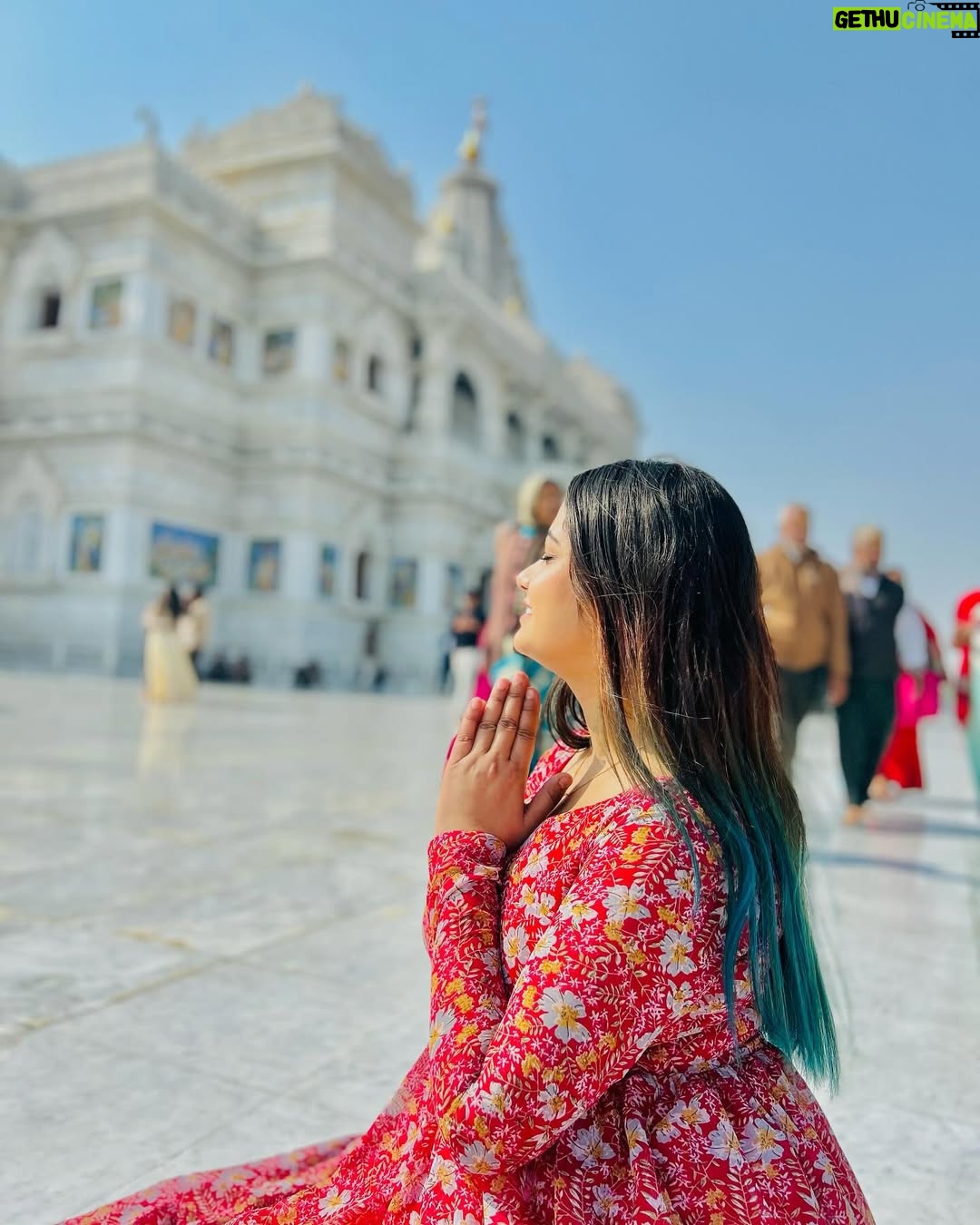 Yashika Sharma - 41.6K Likes - Radhe radhe🪈🦚♥️ #yashuh