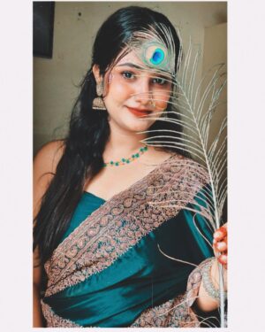 Yashika Sharma Instagram - राधे🦚
.
.
.
.
.
.
.
#reel #reelitfeelit #reelkrofeelkro #reelinstagram #post #feed #discovery #yashuh #viral #instagram #funny