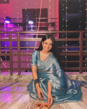 Yashika Sharma Instagram - HAPPY DIWALI sabko🪔♥️🌟
#yashuh #diwali #reels #instagram #viral #post #video #photo #diwalivibes✨