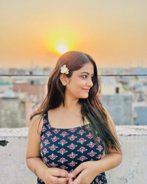Yashika Sharma Instagram - ☀️#reel #reelitfeelit #reelkrofeelkro #reelinstagram #post #feed #discovery #yashuh #viral #instagram #funny